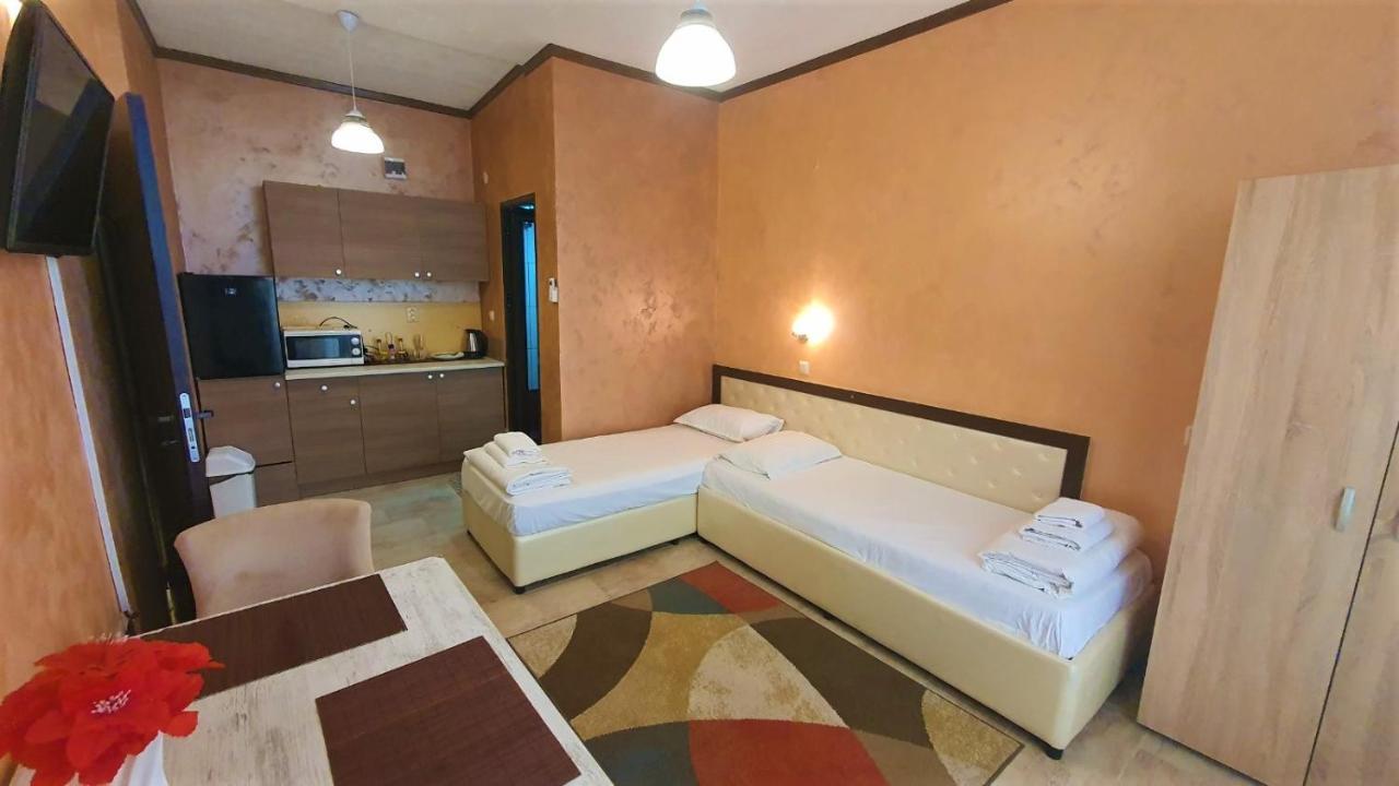 Hostel Хотел Дунав Свищов Zewnętrze zdjęcie